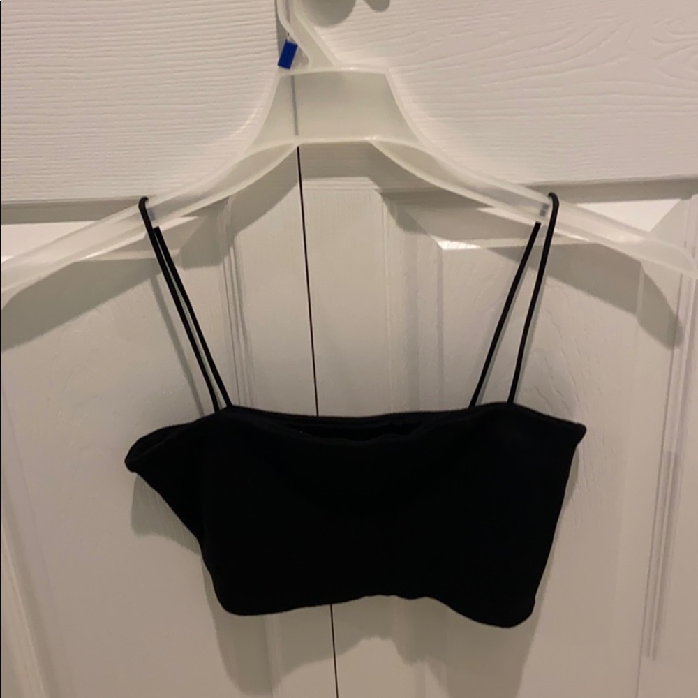 Black Cropped Tank